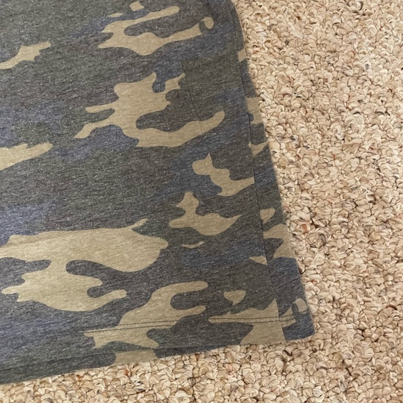 Camo cropped tee - Picture 3 of 3